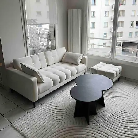 Apartment 2-bedroom Ivry-sur-Seine
